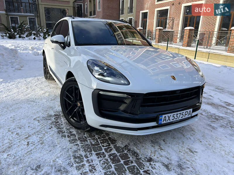 Porsche Macan 2024