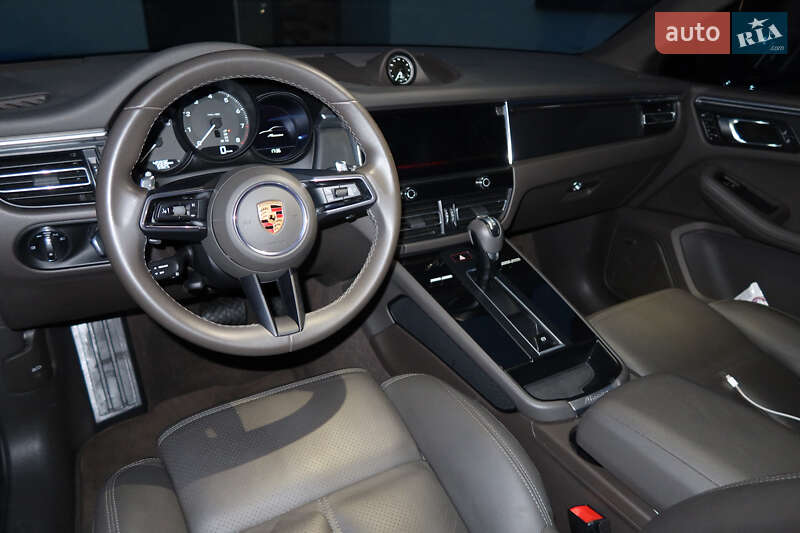 Внедорожник / Кроссовер Porsche Macan 2022 в Ужгороде