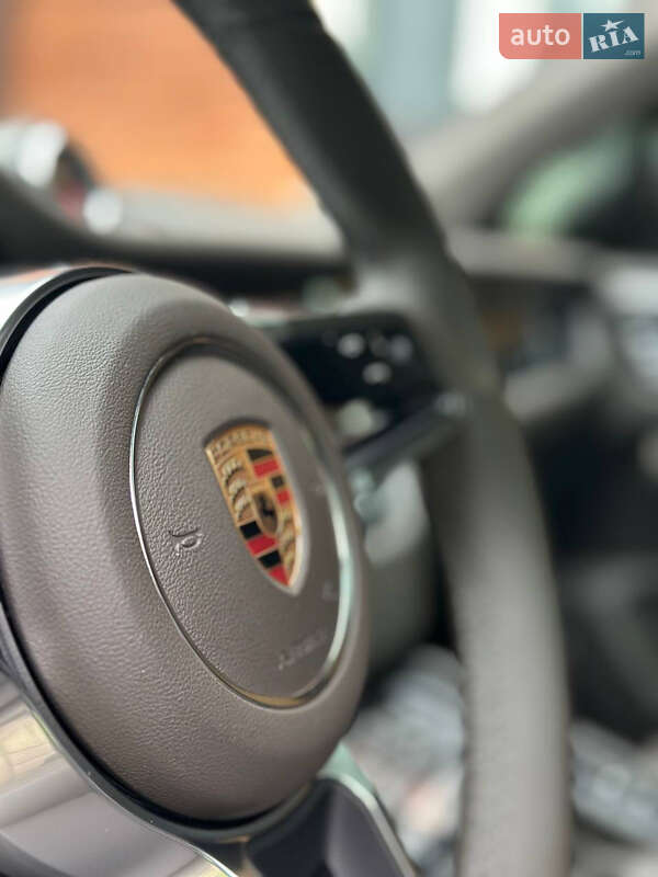 Внедорожник / Кроссовер Porsche Macan 2017 в Киеве