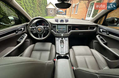 Позашляховик / Кросовер Porsche Macan 2017 в Києві