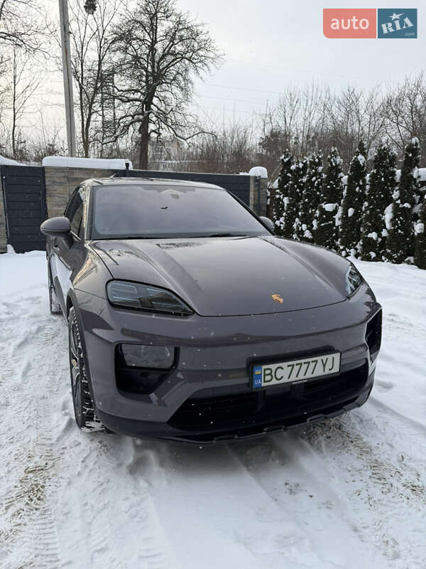 Porsche Macan 2025