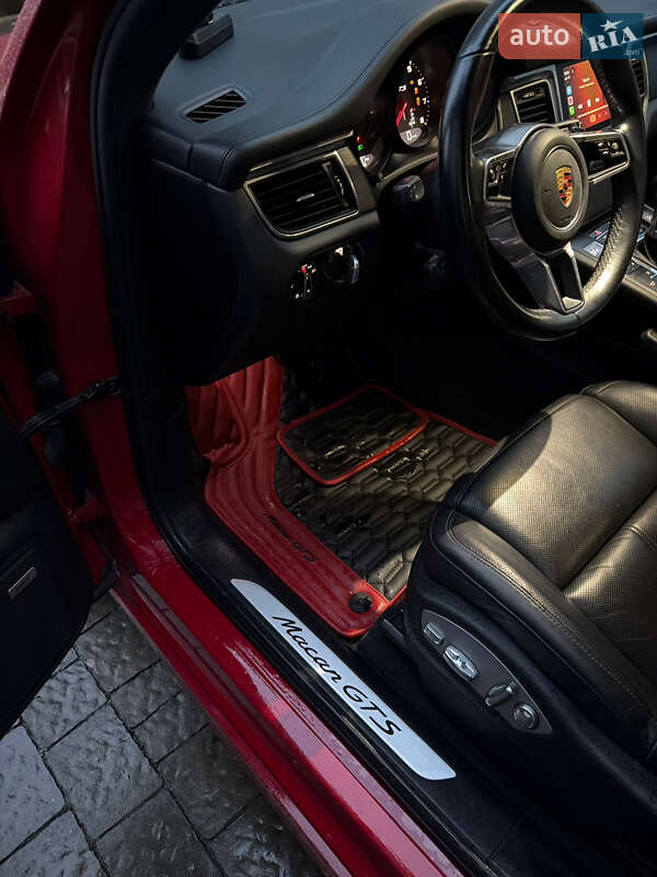 Внедорожник / Кроссовер Porsche Macan 2016 в Ивано-Франковске