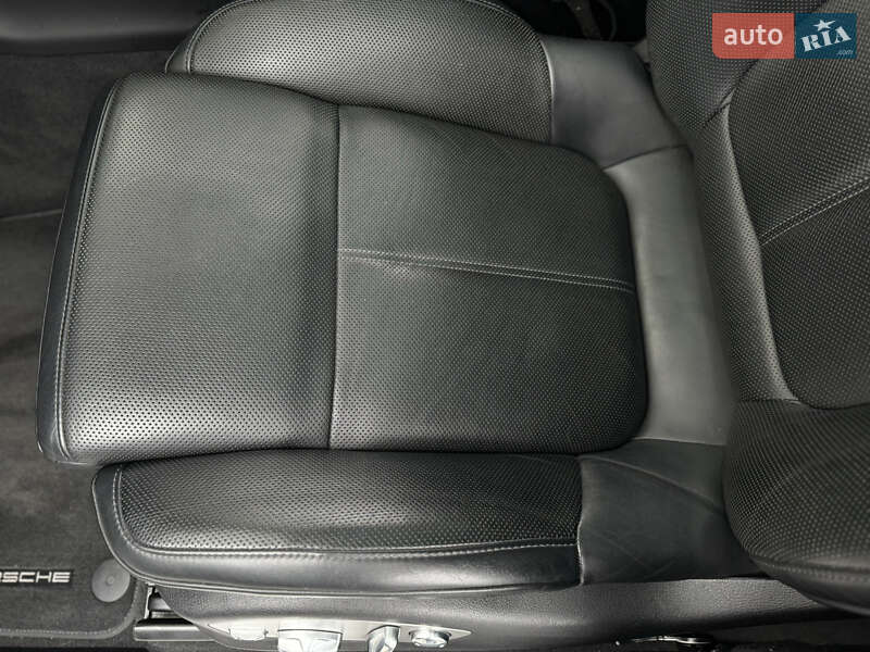 Внедорожник / Кроссовер Porsche Macan 2019 в Харькове