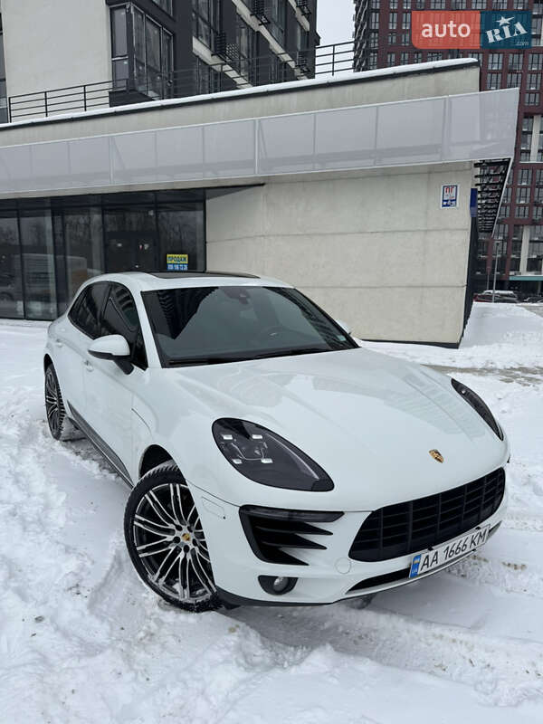 Внедорожник / Кроссовер Porsche Macan 2018 в Киеве фото 2 Внедорожник / Кроссовер Porsche Macan 2018 в Киеве