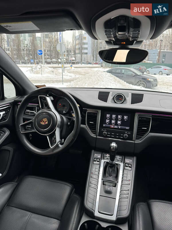 Внедорожник / Кроссовер Porsche Macan 2018 в Киеве фото 19 Внедорожник / Кроссовер Porsche Macan 2018 в Киеве