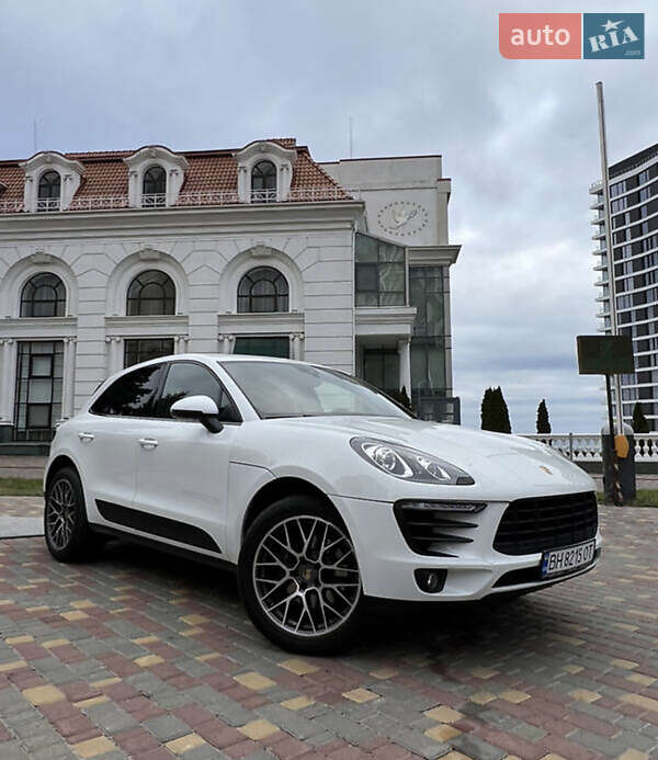 Внедорожник / Кроссовер Porsche Macan 2016 в Одессе