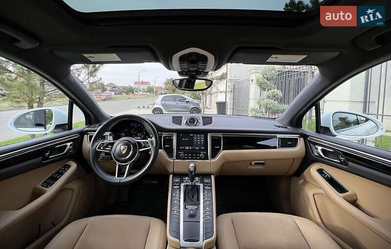 Внедорожник / Кроссовер Porsche Macan 2016 в Одессе