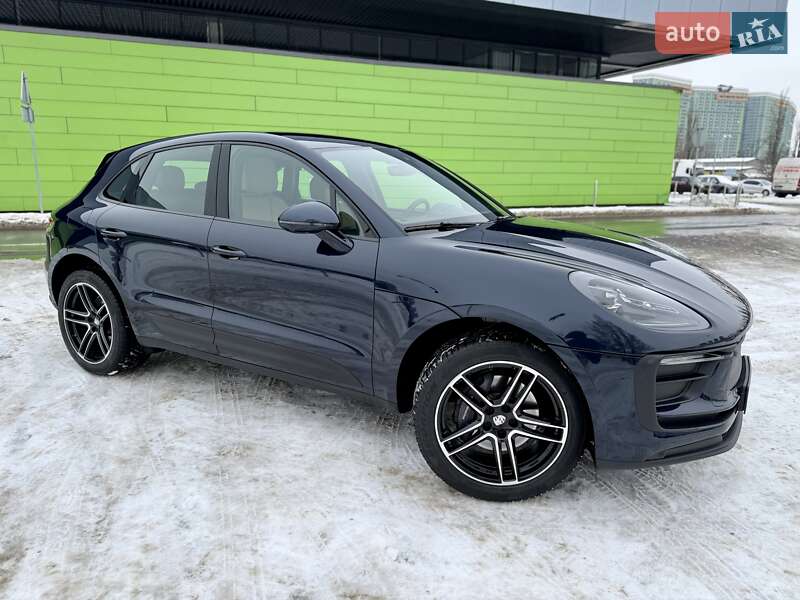 Внедорожник / Кроссовер Porsche Macan 2021 в Киеве