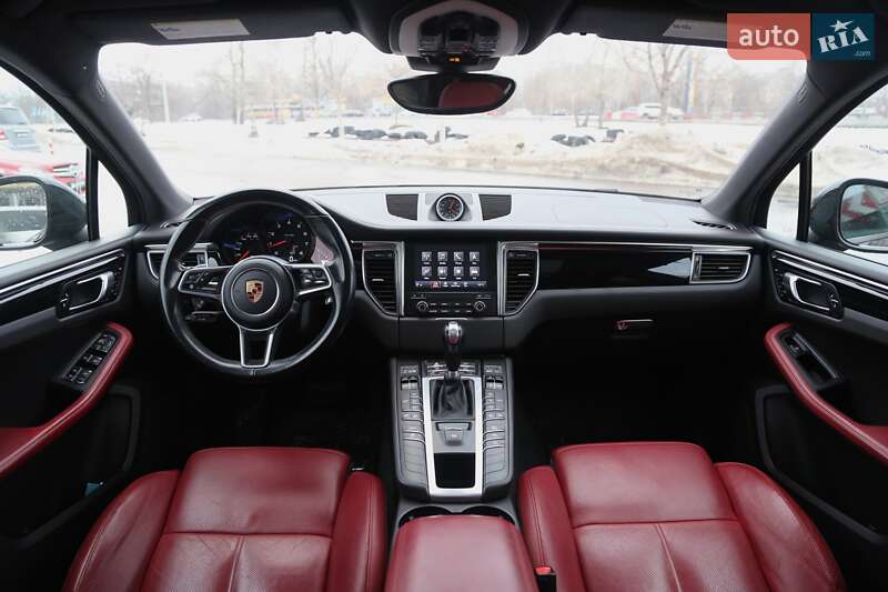 Внедорожник / Кроссовер Porsche Macan 2018 в Киеве фото 16 Внедорожник / Кроссовер Porsche Macan 2018 в Киеве
