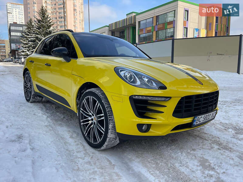 Внедорожник / Кроссовер Porsche Macan 2018 в Киеве