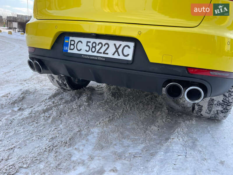 Внедорожник / Кроссовер Porsche Macan 2018 в Киеве