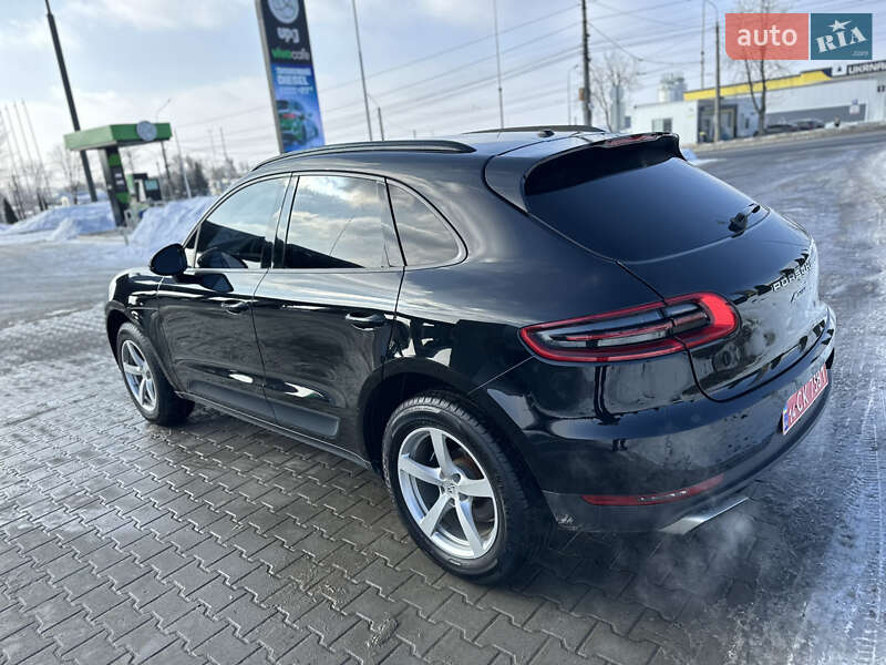 Позашляховик / Кросовер Porsche Macan 2018 в Тернополі