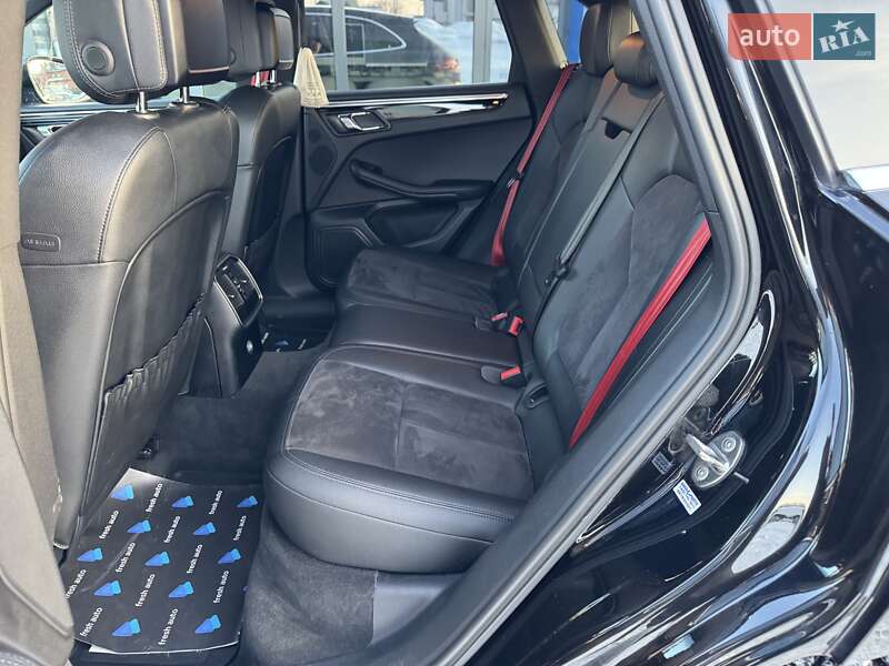 Внедорожник / Кроссовер Porsche Macan 2015 в Ровно фото 26 Внедорожник / Кроссовер Porsche Macan 2015 в Ровно