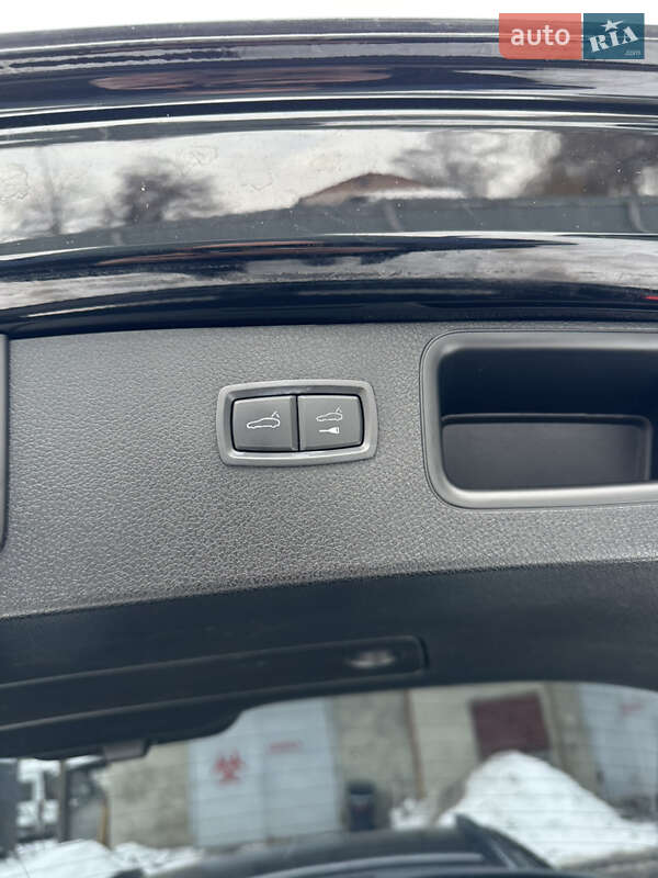 Позашляховик / Кросовер Porsche Macan 2018 в Тернополі