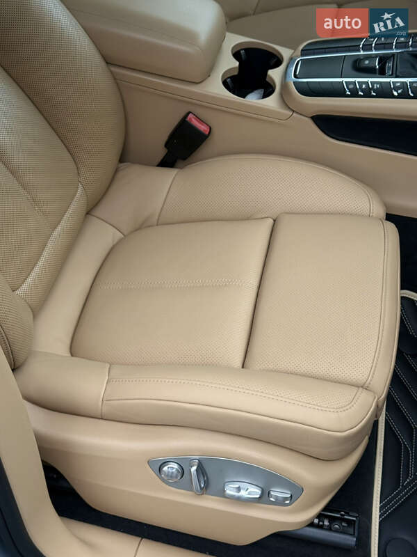 Внедорожник / Кроссовер Porsche Macan 2016 в Одессе фото 29 Внедорожник / Кроссовер Porsche Macan 2016 в Одессе