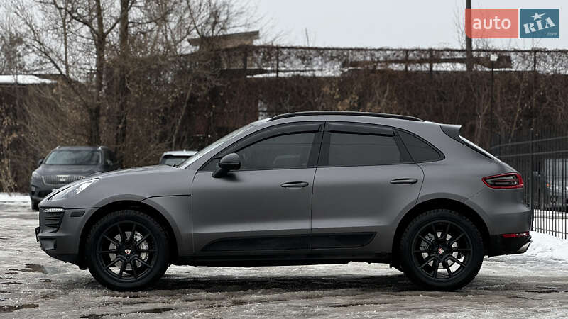 Позашляховик / Кросовер Porsche Macan 2016 в Києві