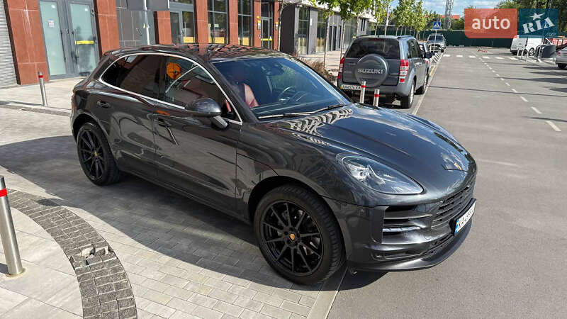 Позашляховик / Кросовер Porsche Macan 2020 в Києві