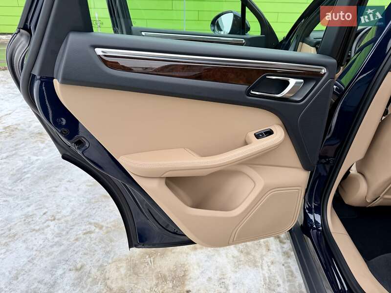 Внедорожник / Кроссовер Porsche Macan 2021 в Киеве фото 40 Внедорожник / Кроссовер Porsche Macan 2021 в Киеве