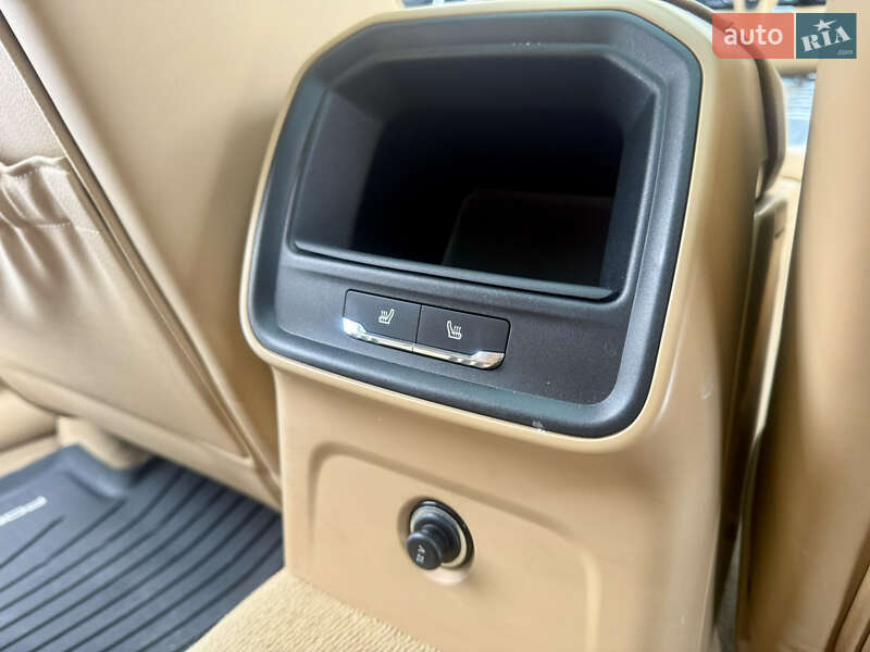 Позашляховик / Кросовер Porsche Macan 2014 в Києві