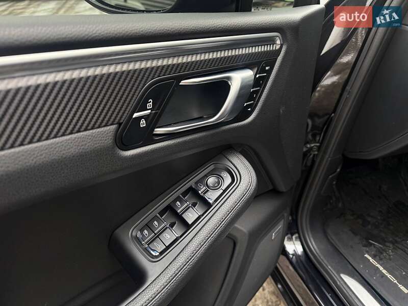 Позашляховик / Кросовер Porsche Macan 2019 в Києві фото 9 Позашляховик / Кросовер Porsche Macan 2019 в Києві