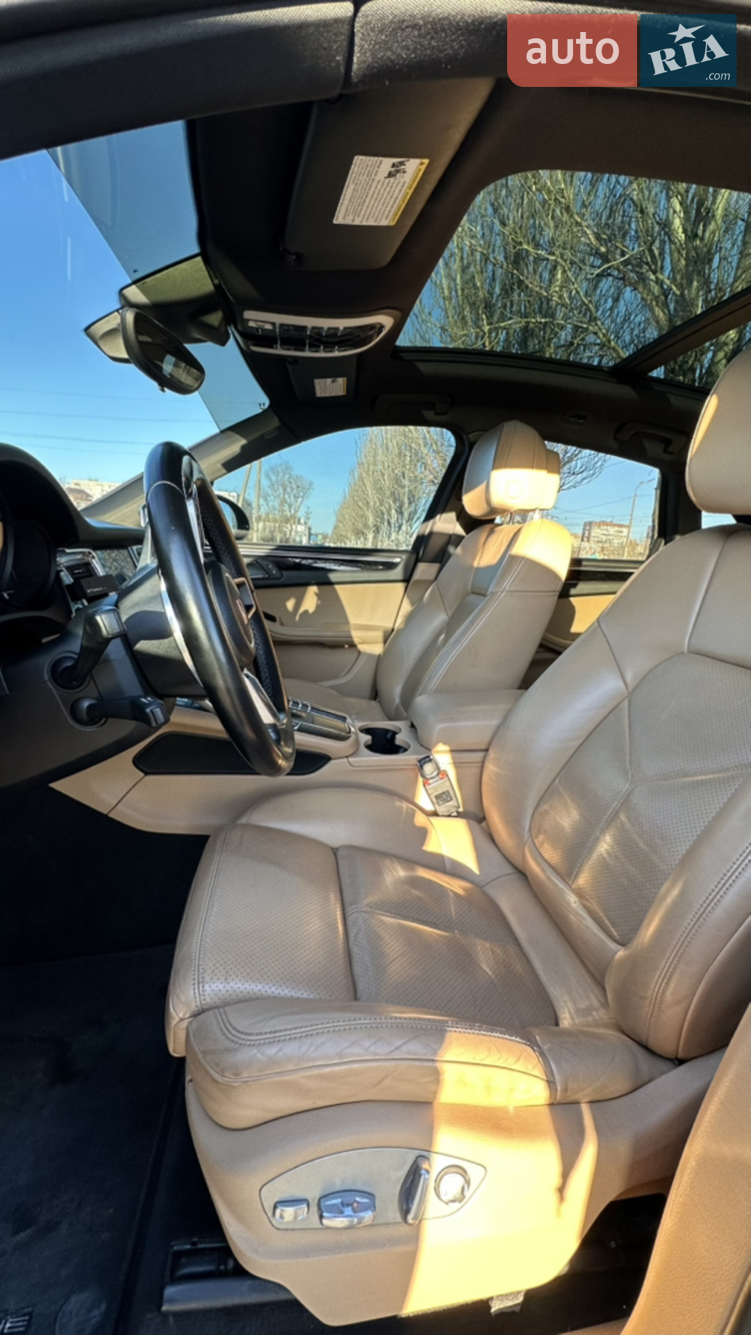 2016 Porsche Macan - мініатюра 8