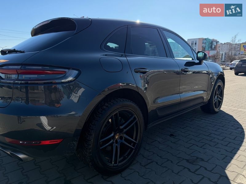 Внедорожник / Кроссовер Porsche Macan 2019 в Киеве