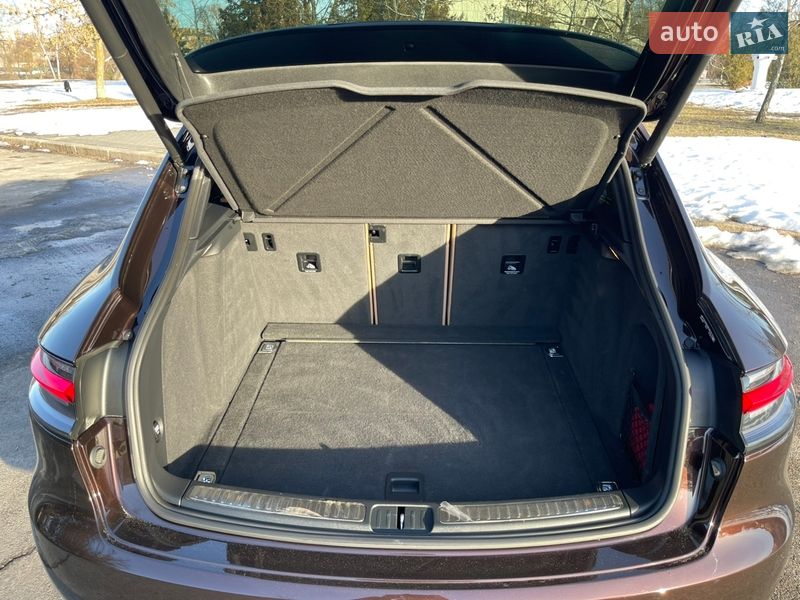 Внедорожник / Кроссовер Porsche Macan 2018 в Чернигове