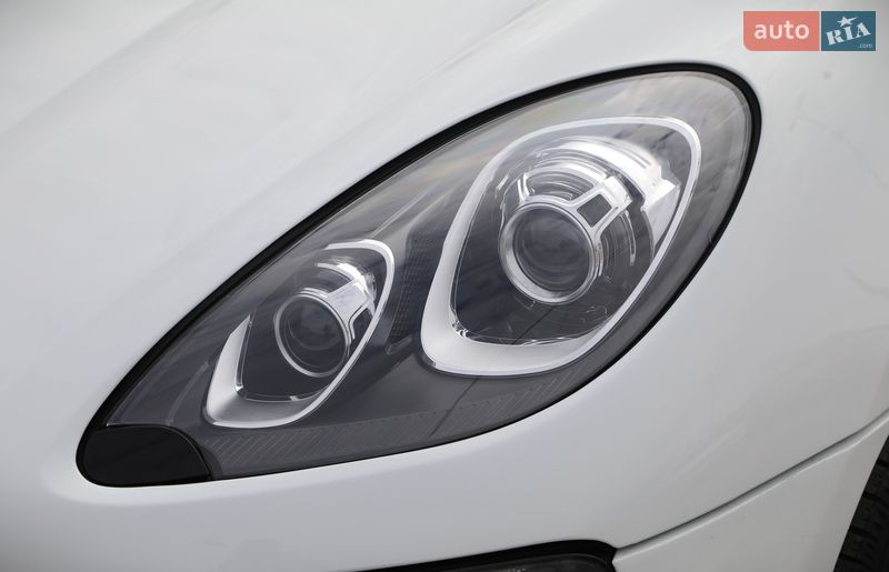 Внедорожник / Кроссовер Porsche Macan 2018 в Харькове