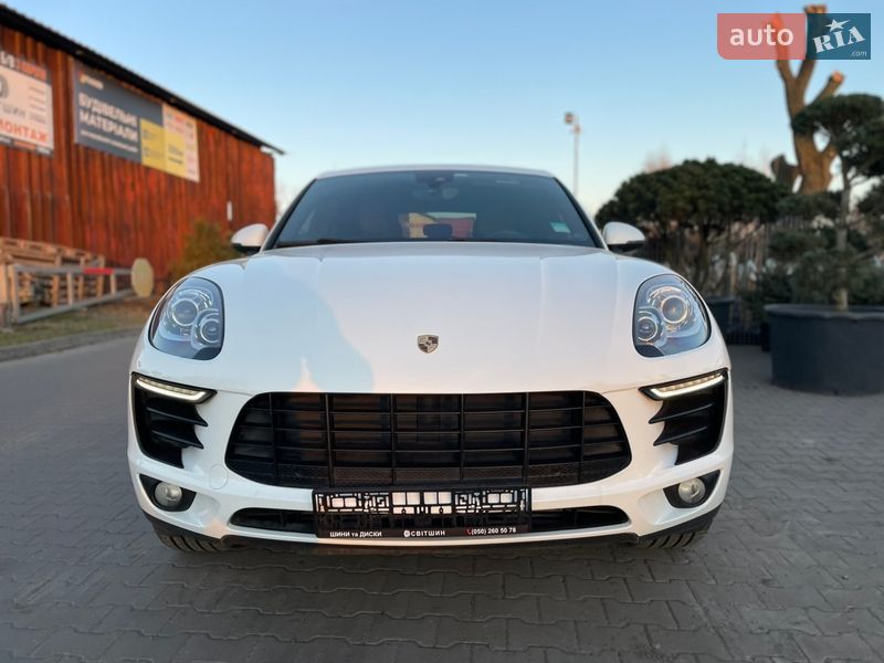 Внедорожник / Кроссовер Porsche Macan 2018 в Луцке