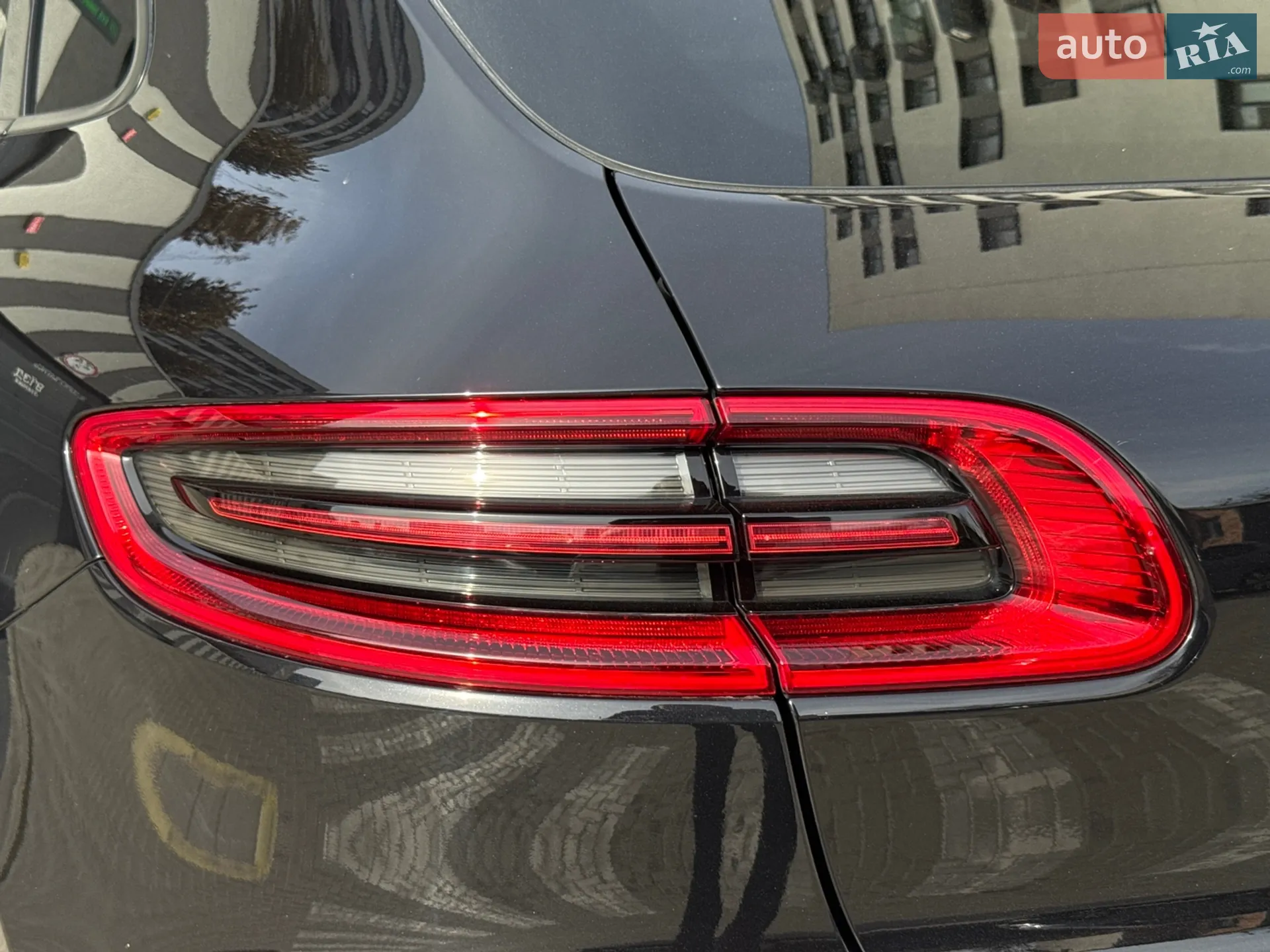 2016 Porsche Macan - мініатюра 13