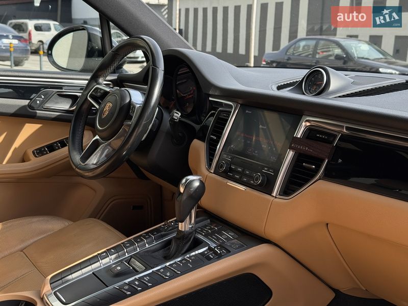 Внедорожник / Кроссовер Porsche Macan 2016 в Львове