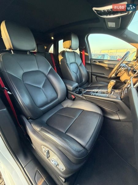 Внедорожник / Кроссовер Porsche Macan 2020 в Ивано-Франковске