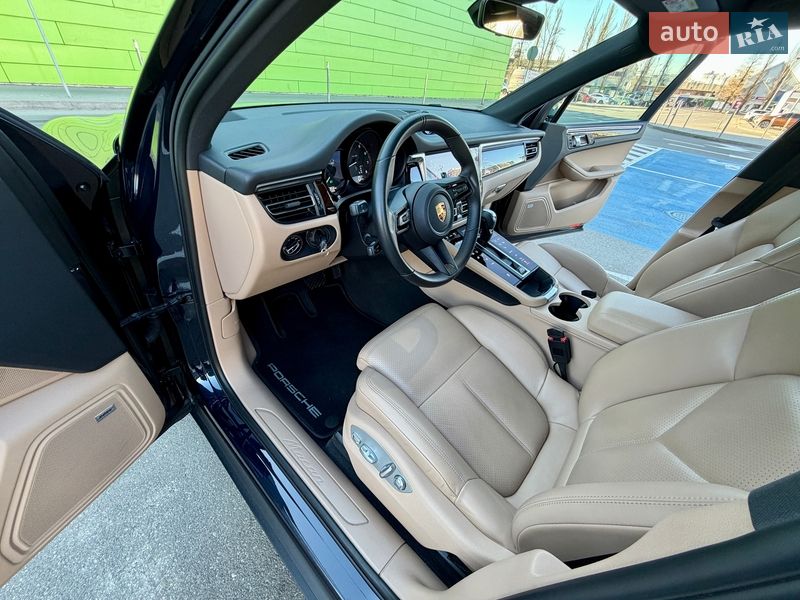 Позашляховик / Кросовер Porsche Macan 2021 в Києві