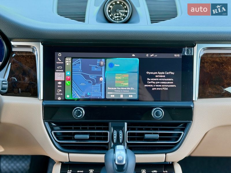 Позашляховик / Кросовер Porsche Macan 2021 в Києві