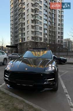 Внедорожник / Кроссовер Porsche Macan 2019 в Киеве