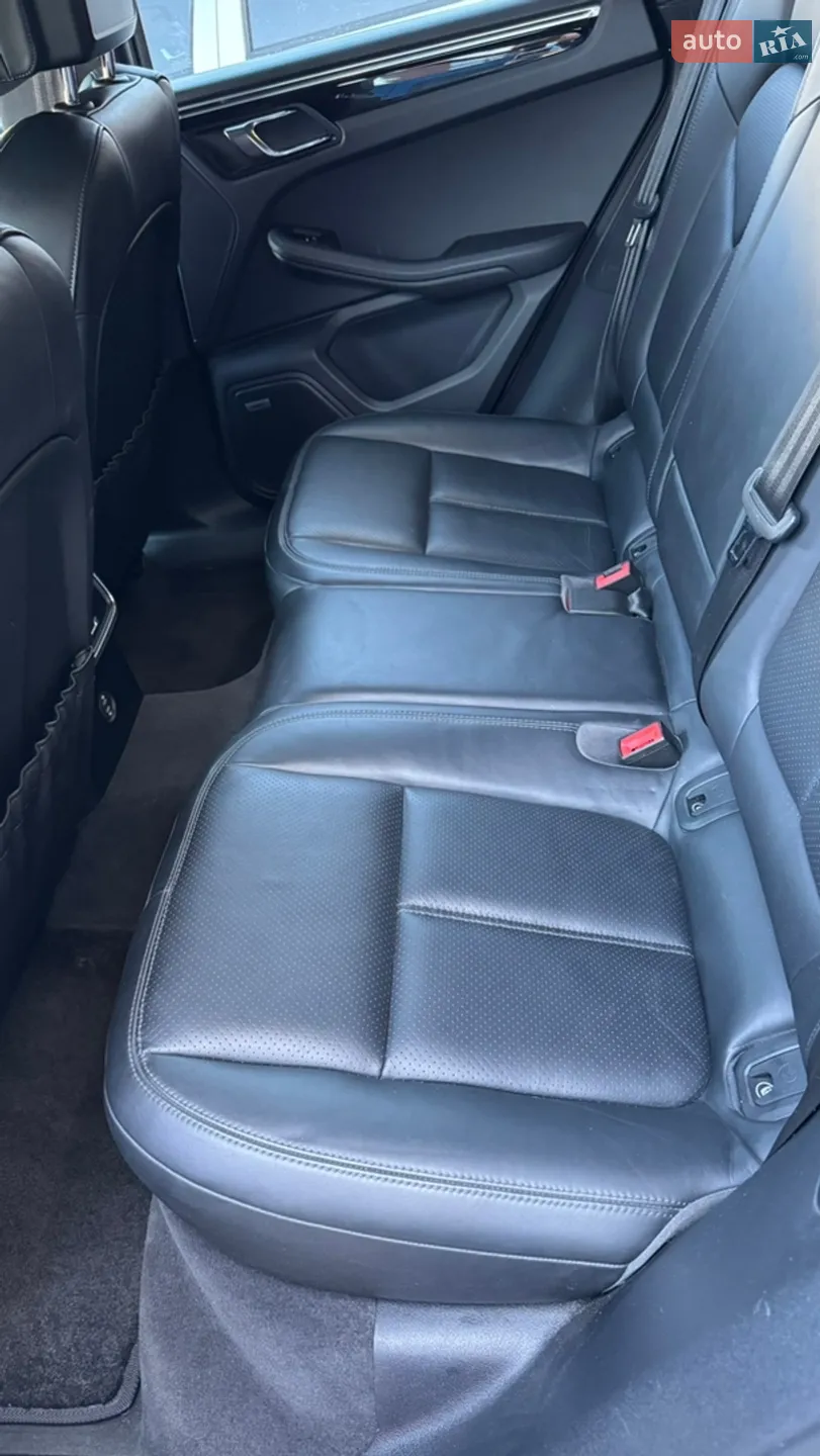 2019 Porsche Macan - мініатюра 16