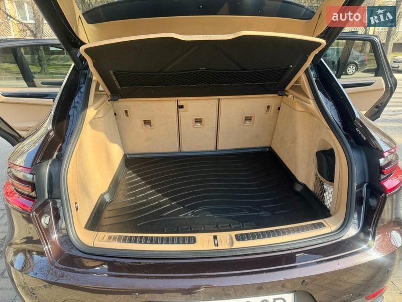 Позашляховик / Кросовер Porsche Macan 2014 в Києві