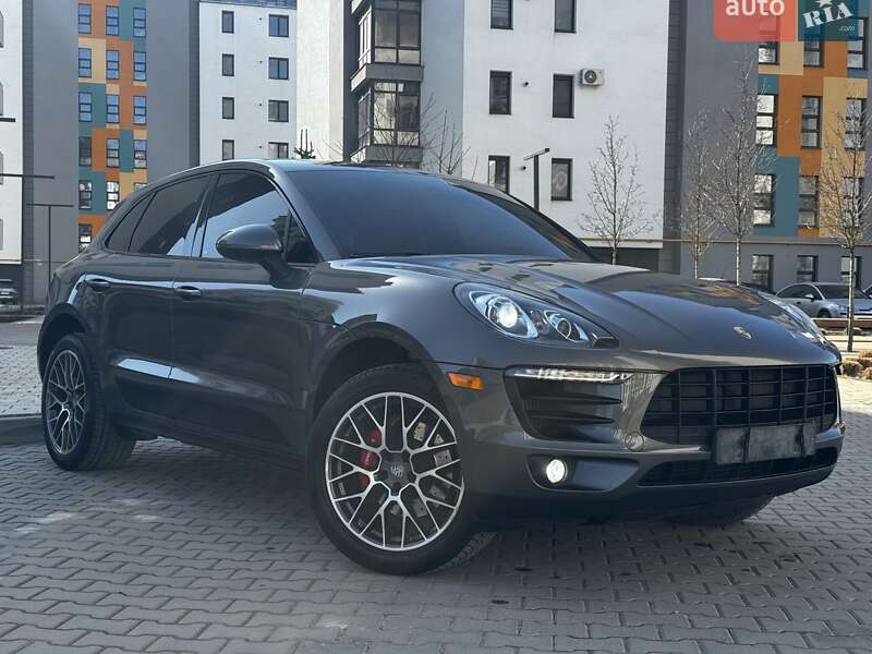 Позашляховик / Кросовер Porsche Macan 2015 в Івано-Франківську