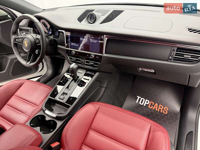 Внедорожник / Кроссовер Porsche Macan 2025 в Киеве