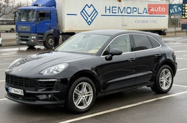 Внедорожник / Кроссовер Porsche Macan 2015 в Киеве