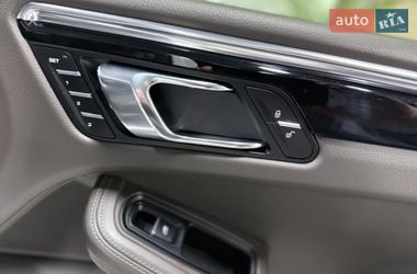 Внедорожник / Кроссовер Porsche Macan 2015 в Одессе