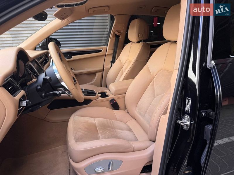 Внедорожник / Кроссовер Porsche Macan 2015 в Киеве фото 7 Внедорожник / Кроссовер Porsche Macan 2015 в Киеве