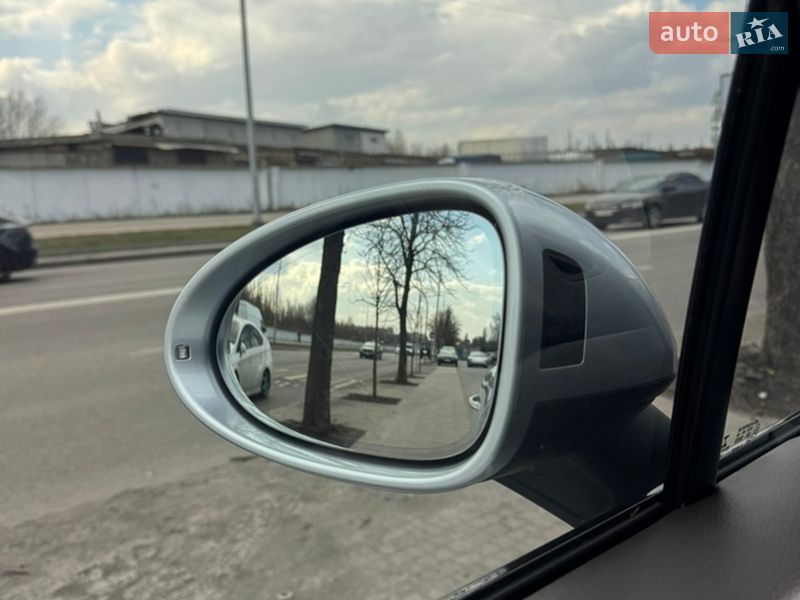 Позашляховик / Кросовер Porsche Macan 2014 в Києві фото 23 Позашляховик / Кросовер Porsche Macan 2014 в Києві