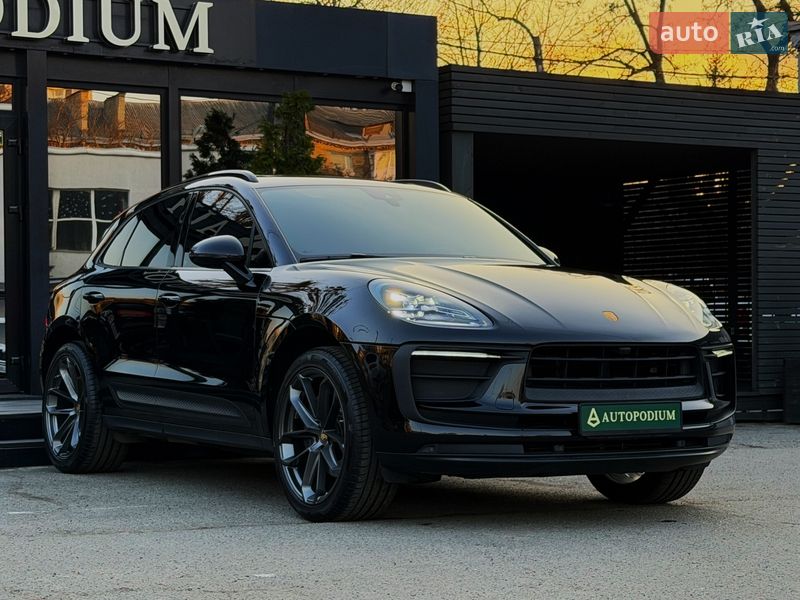 Позашляховик / Кросовер Porsche Macan 2022 в Києві