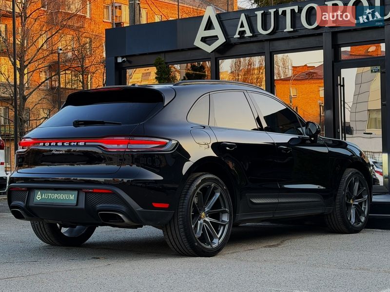 Позашляховик / Кросовер Porsche Macan 2022 в Києві
