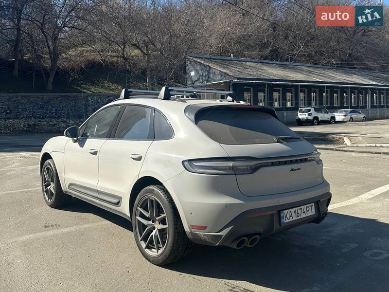 Внедорожник / Кроссовер Porsche Macan 2022 в Киеве