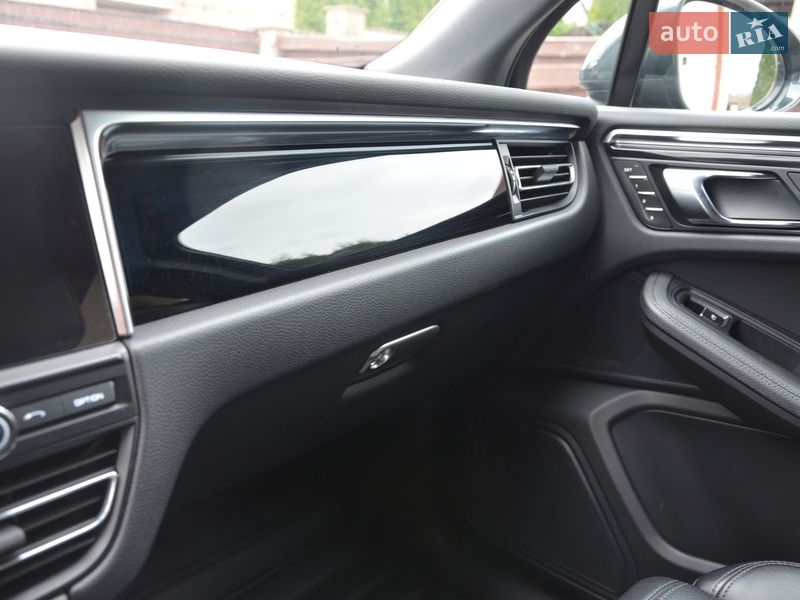 Внедорожник / Кроссовер Porsche Macan 2020 в Тернополе фото 14 Внедорожник / Кроссовер Porsche Macan 2020 в Тернополе