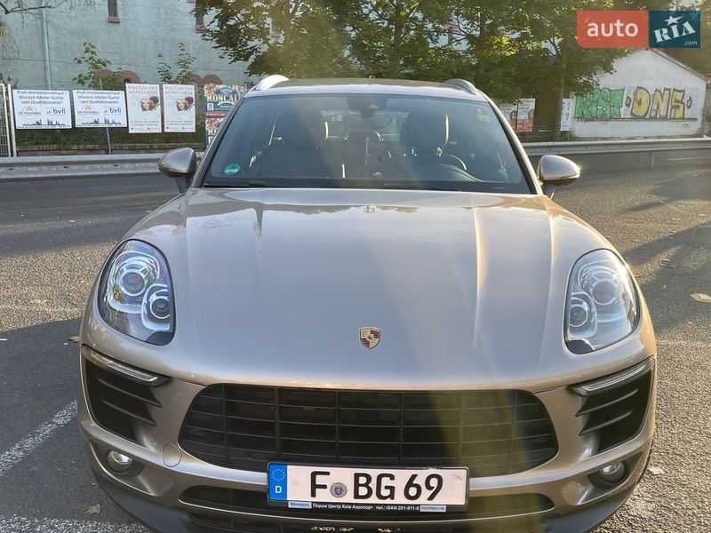 Внедорожник / Кроссовер Porsche Macan 2015 в Киеве