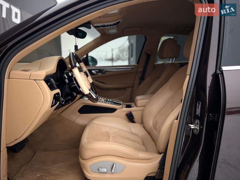 Позашляховик / Кросовер Porsche Macan 2015 в Львові