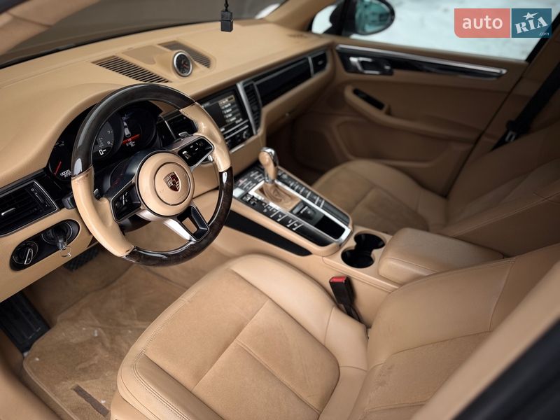 Позашляховик / Кросовер Porsche Macan 2015 в Львові
